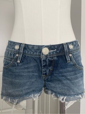 Lady Lee Riders Low Rise Denim Shorts – Size 24